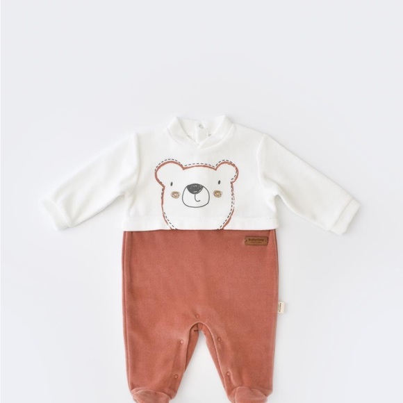 Teddy Velvet Footed Romper/ Organic Cotton. - Picture 3 of 6